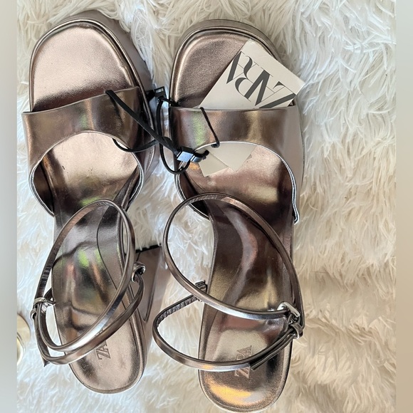 New Zara Strappy Platform Silver Metallic Block Heel Sandals Size 9 - Picture 9 of 13